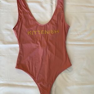 KITTENISH Large bodysuit swimsuit light pink with gold letters